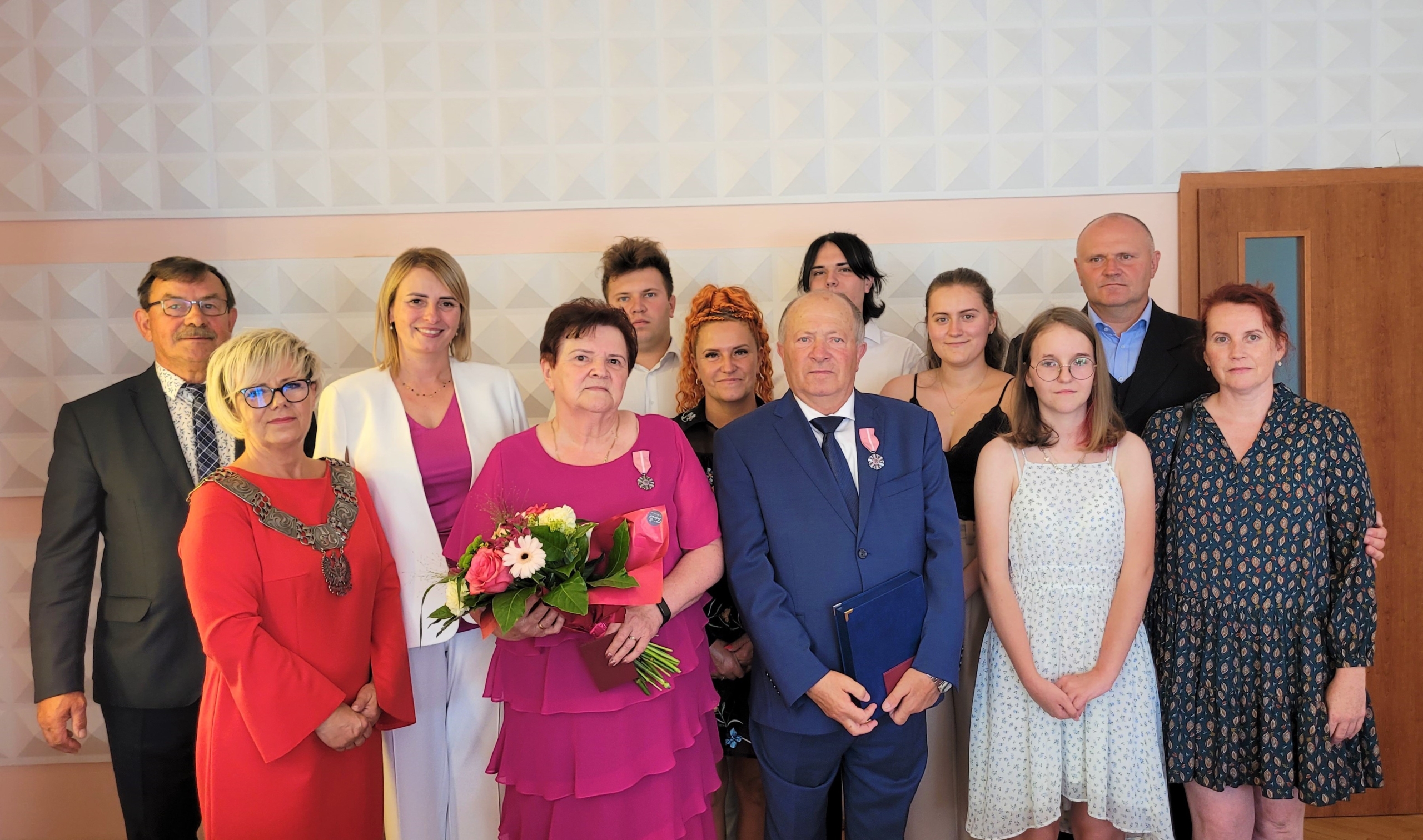 Jubileusz 50-lecia małżeństwa, UG Będzino, wójt Sylwia Halama, przewodniczący Rady Gminy Andrzej Nożykowski